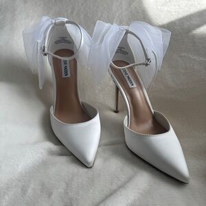 Steve Madden White Stiletto Heels